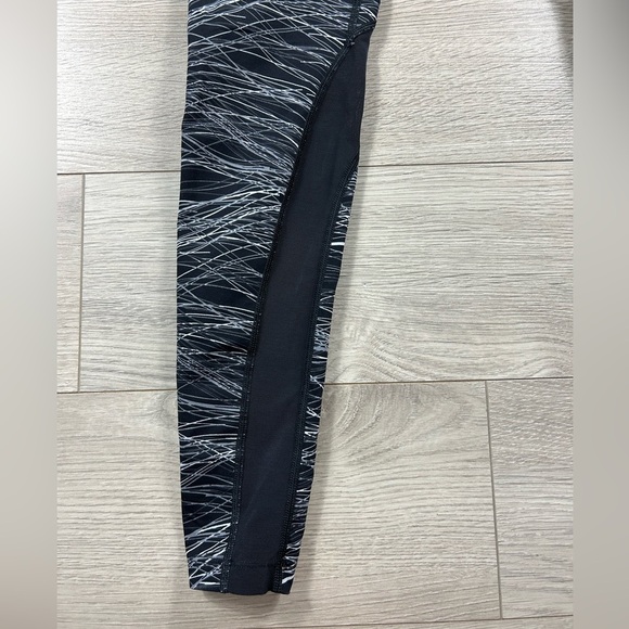 Nike Epic Power Printed Run Leggings - Picture 6 of 16